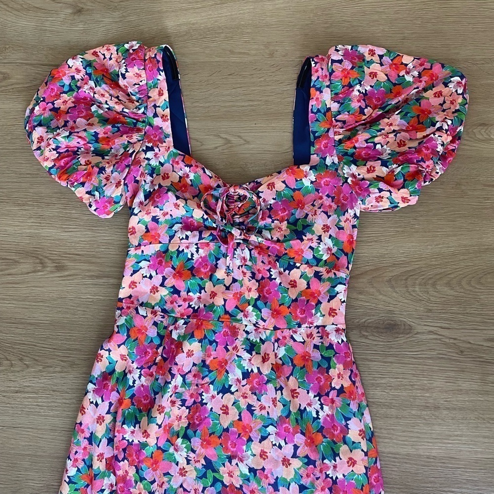 Charlie Holiday Valentina Floral Midi Dress - Picture 5 of 12